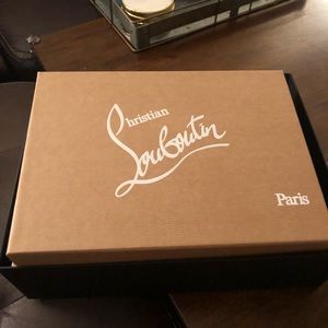 Nude Christian Louboutin